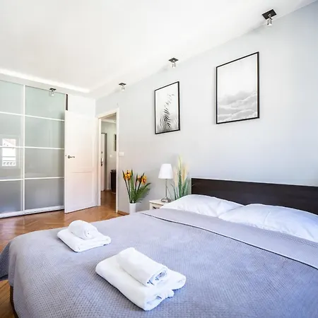 Old Town Heart Xvii - Freta Luxury דירה