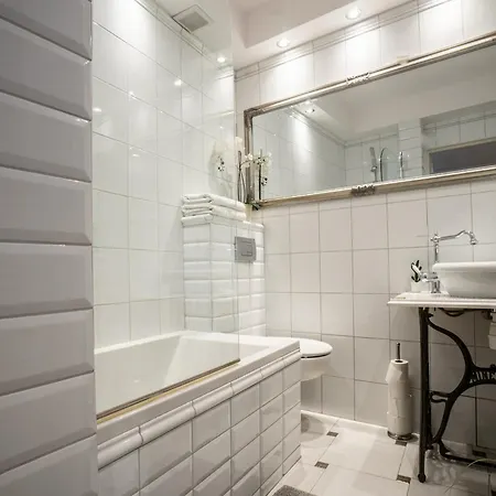 Old Town Heart Xvii - Freta Luxury Varsavia